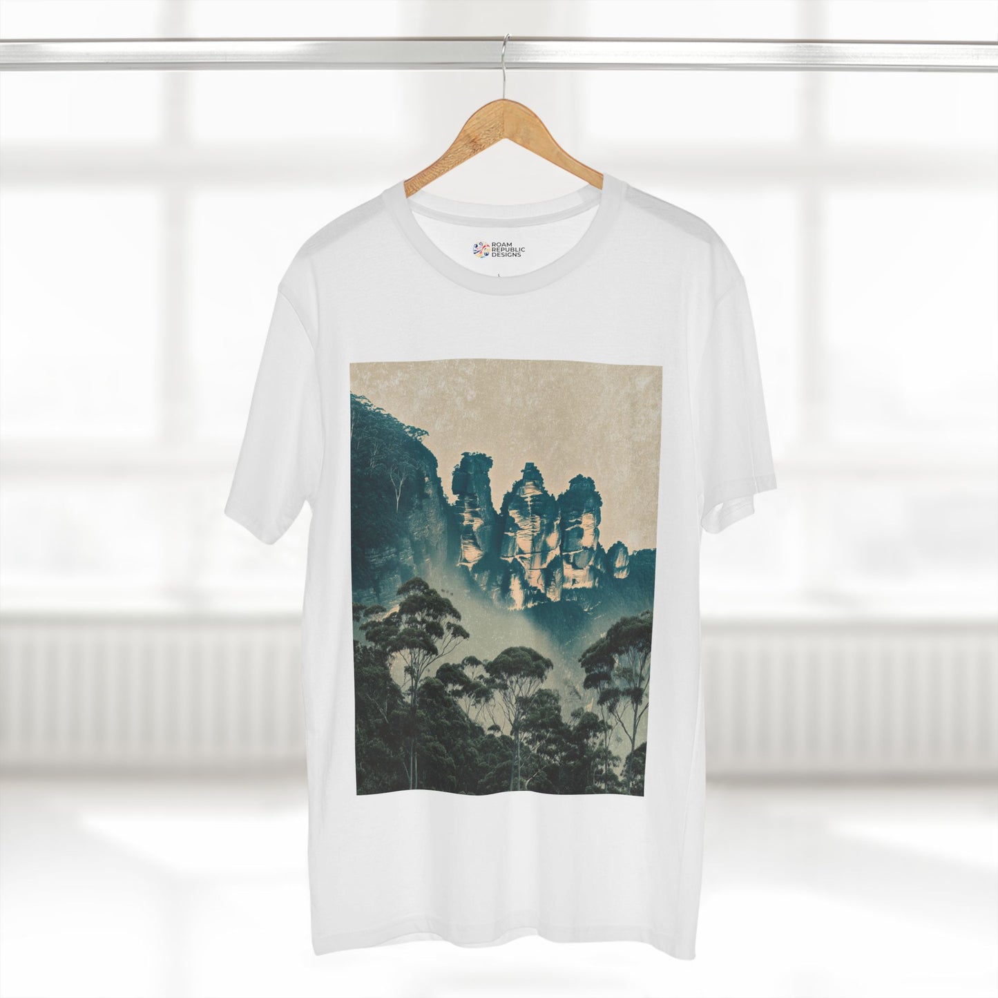 Vintage Three Sisters Blue Mountains Sydney Unisex Tee