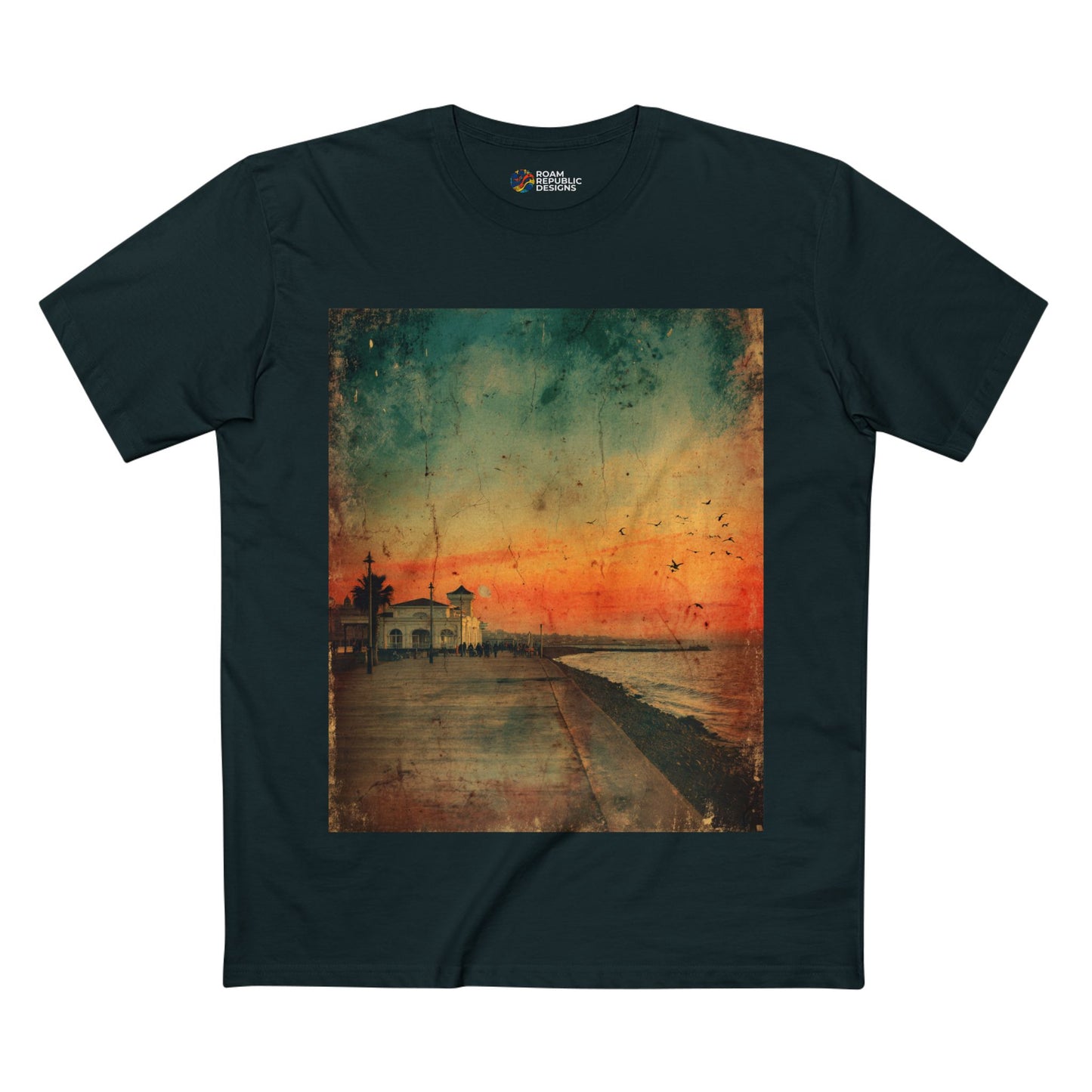 Vintage St Kilda Pier Melbourne Unisex Tee