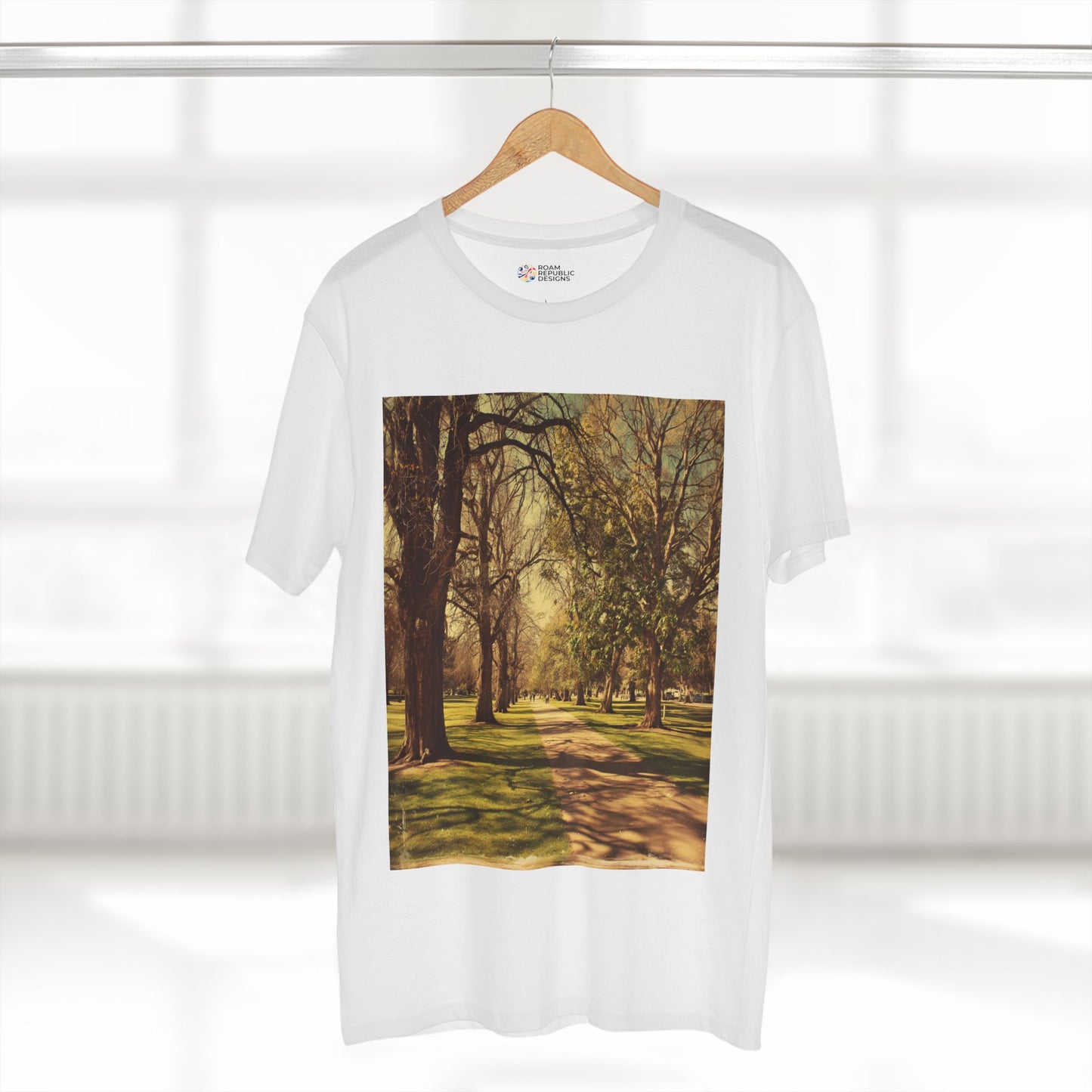 Vintage Carlton Gardens Melbourne Unisex Tee