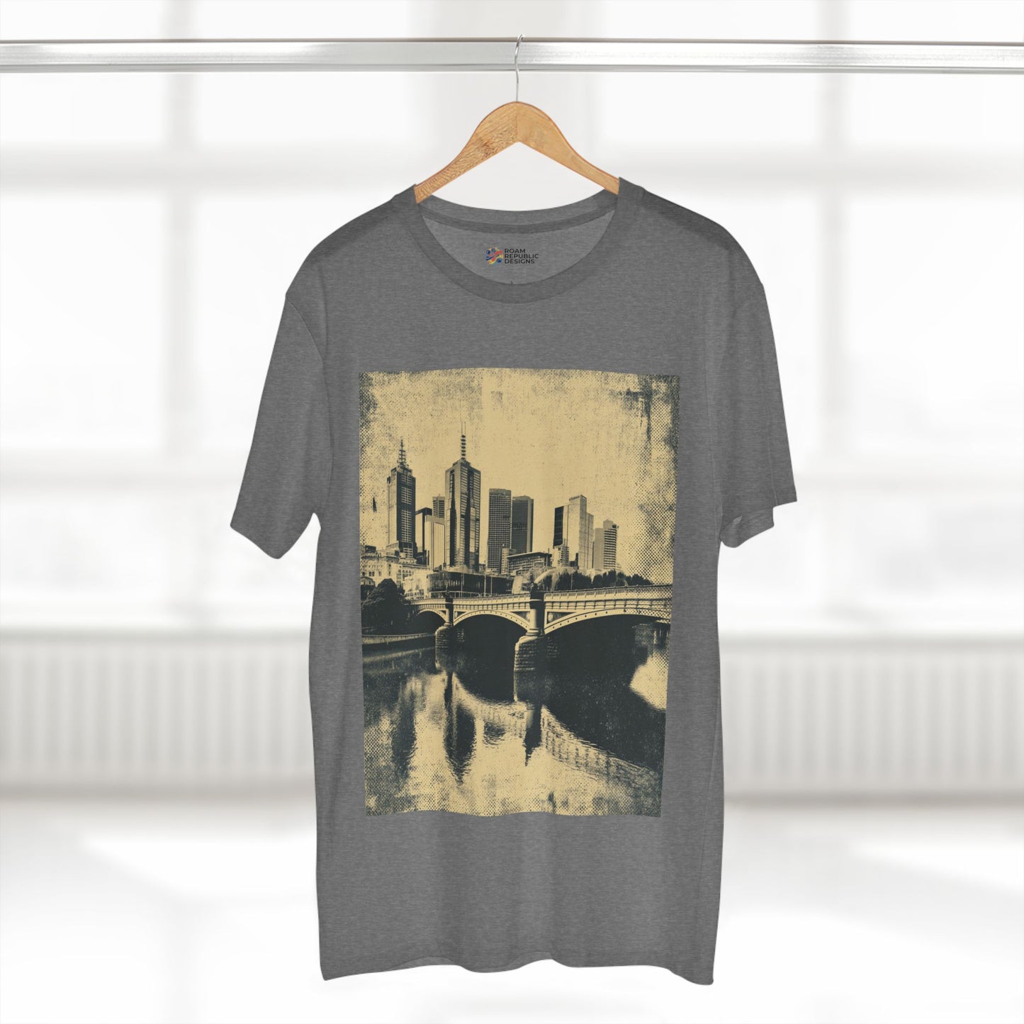 Vintage Yarra River and Princess Bridge Melbourne Unisex Tee